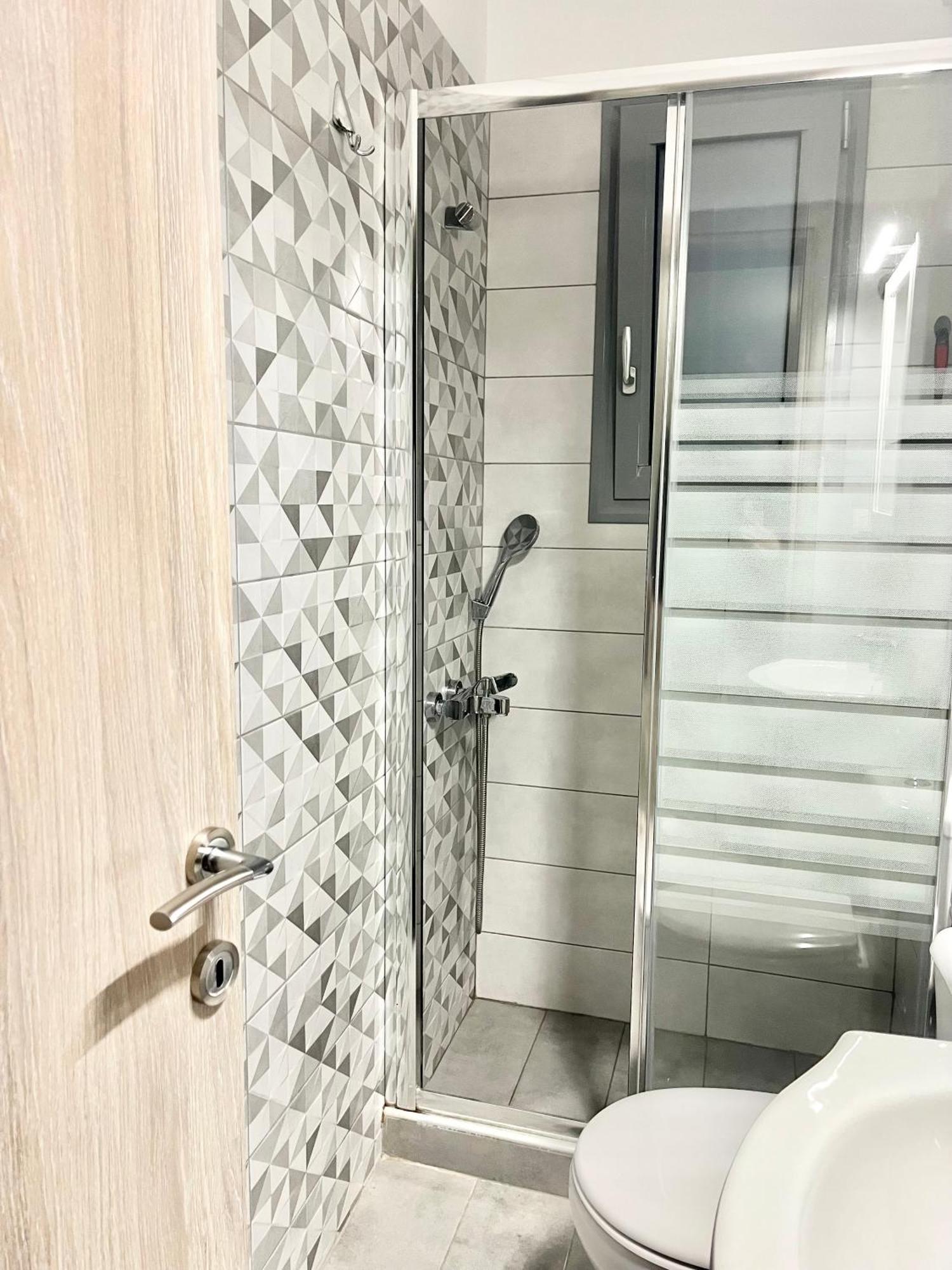 Blueline Apartment 3 Лутракі Екстер'єр фото