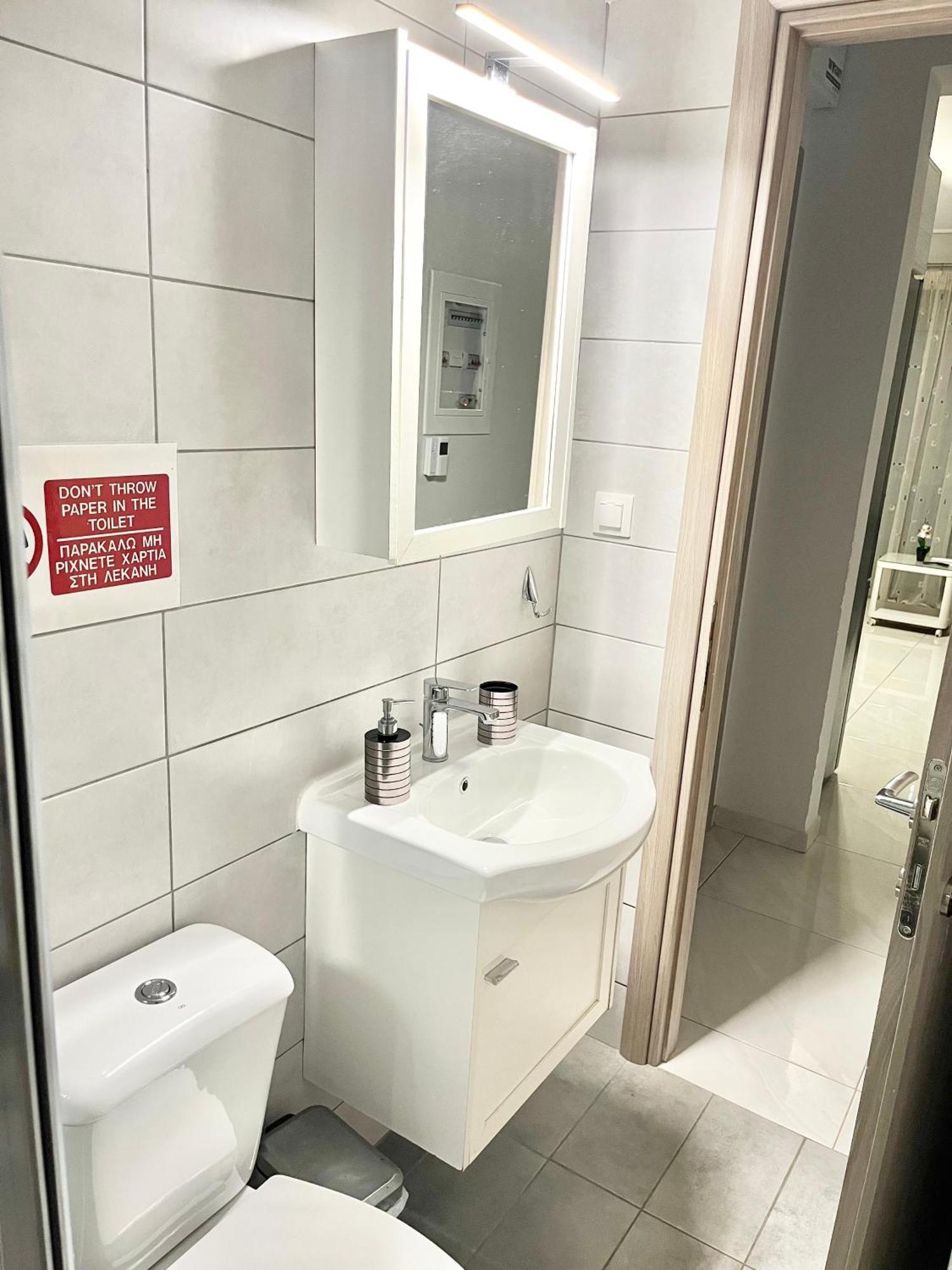Blueline Apartment 3 Лутракі Екстер'єр фото