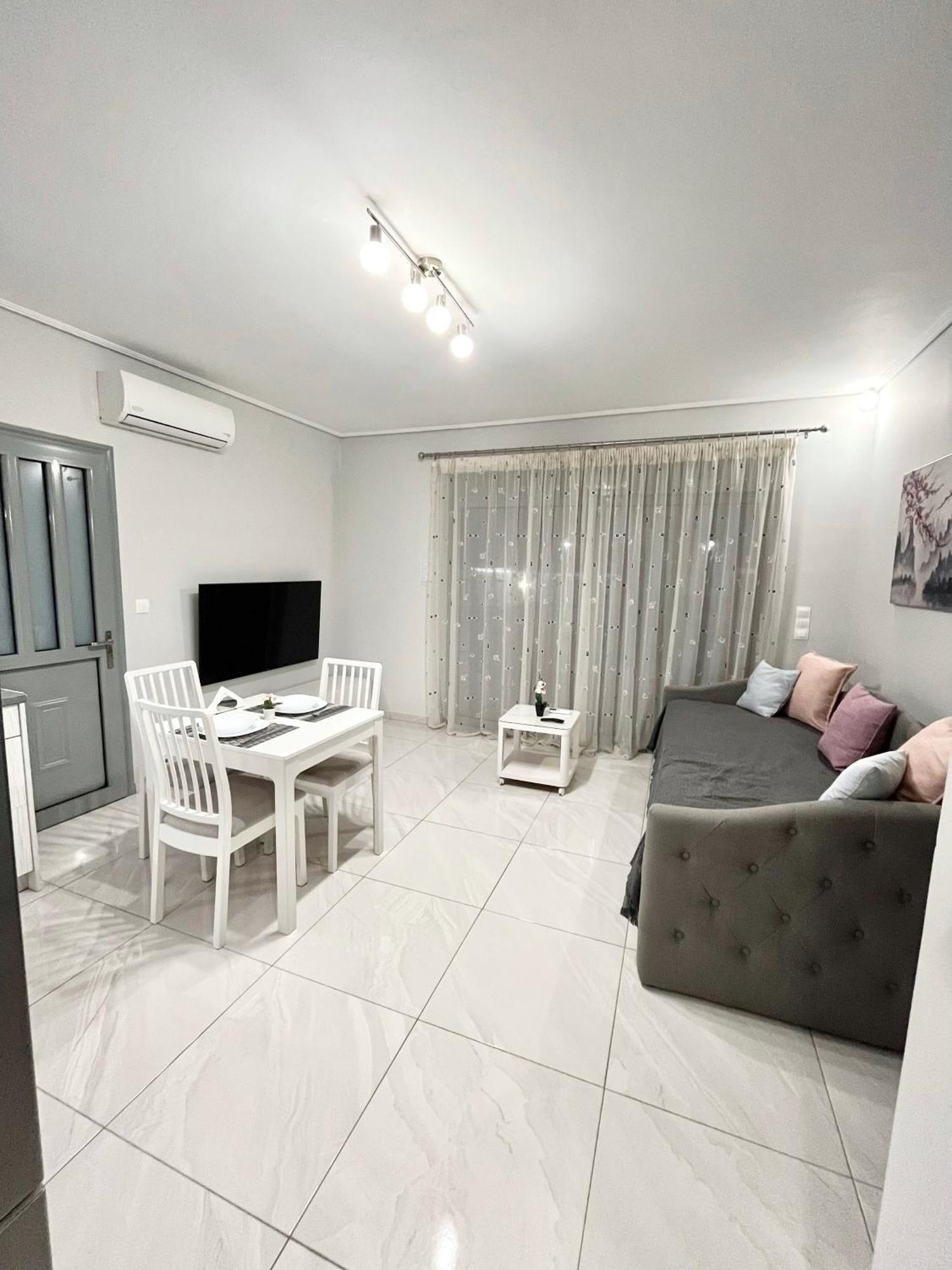 Blueline Apartment 3 Лутракі Екстер'єр фото